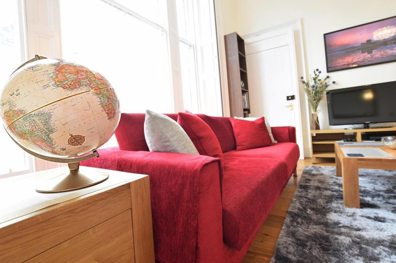 Cozy 2 Bedroom Apartment At Heart Of The Эдинбург Экстерьер фото